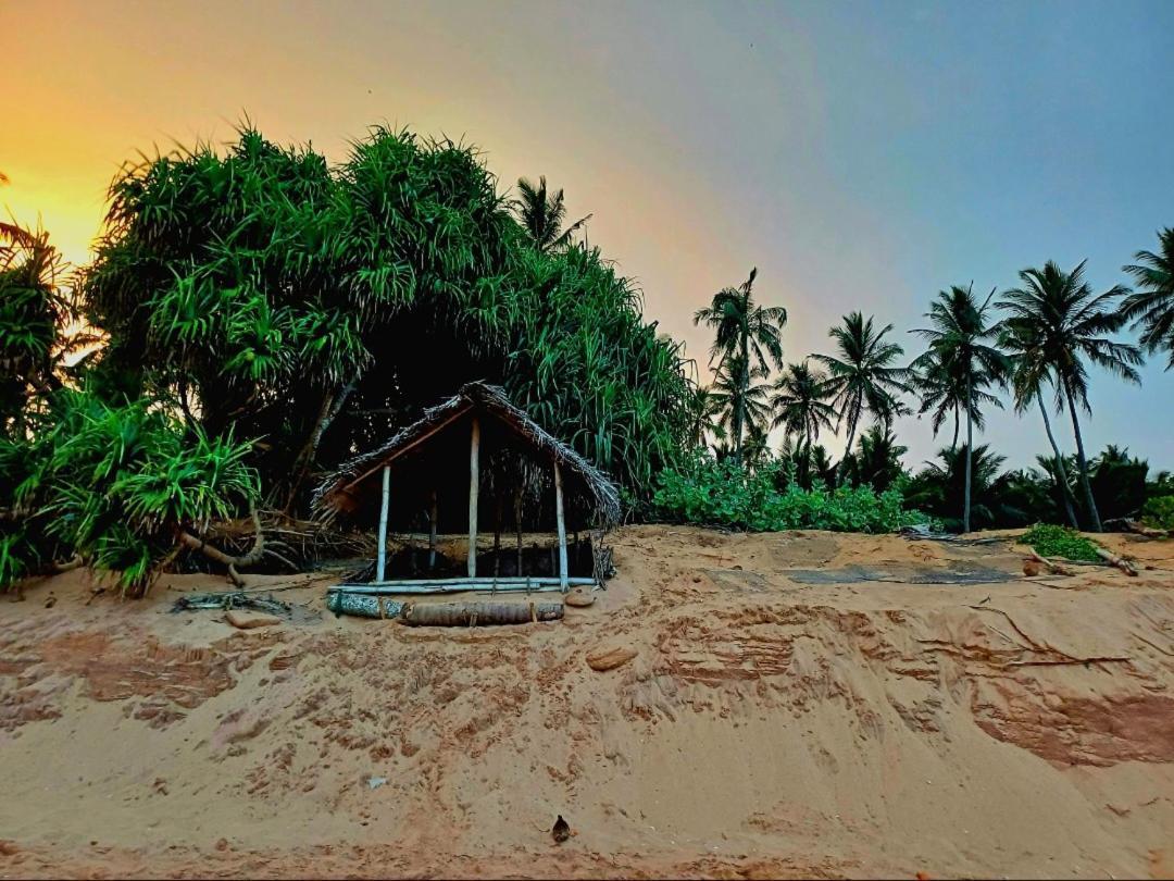 Turtle Island Cabana Tangalle Exterior photo