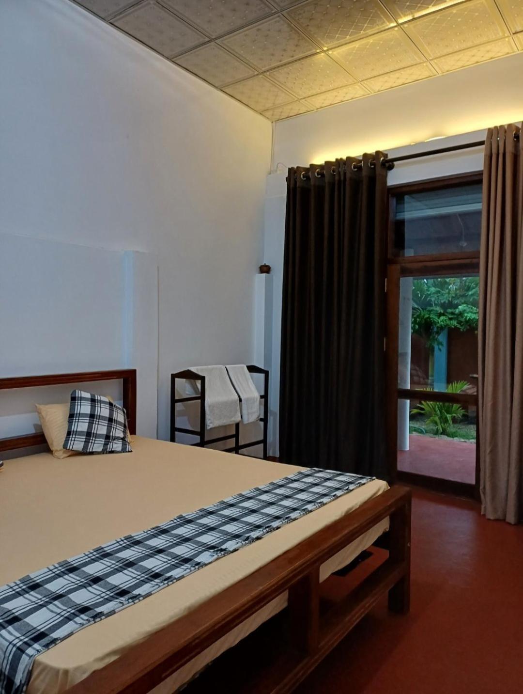 Turtle Island Cabana Tangalle Exterior photo